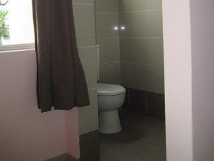 فندق أو واي أو 89773 نيو إيسترن كوالالمبور المظهر الخارجي الصورة